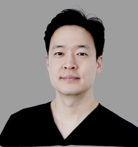 Portrait of Dr. Daniel Min
